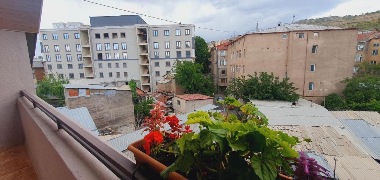 Yerevan'S Heart Exterior photo