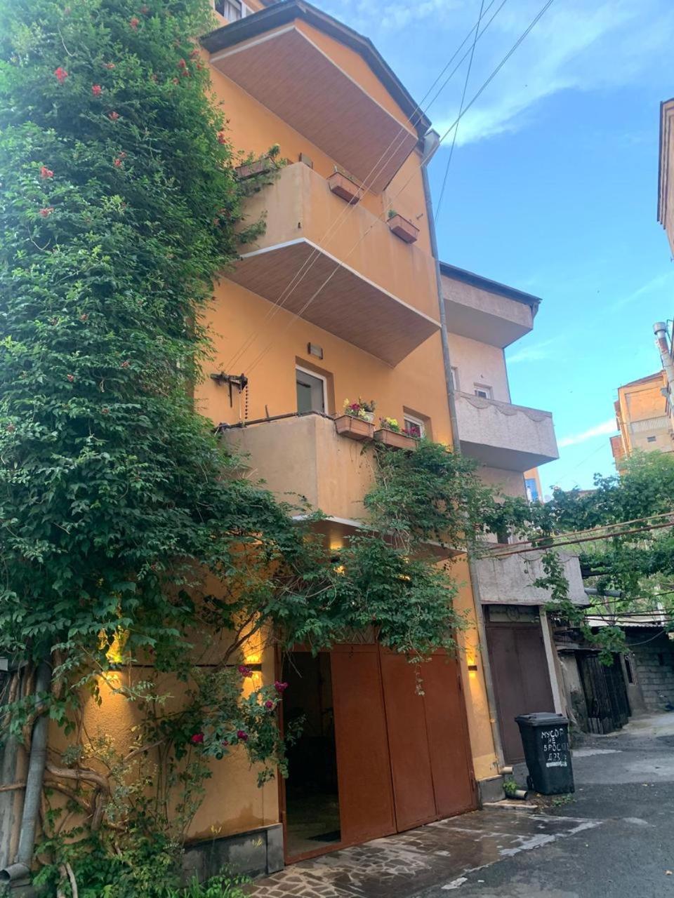 Yerevan'S Heart Exterior photo